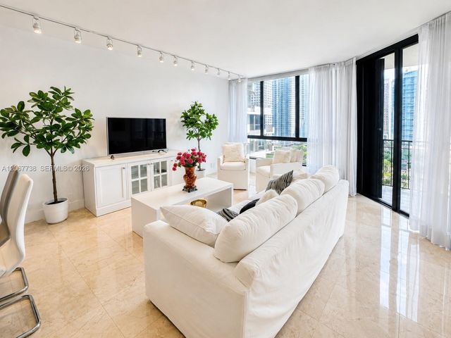 520 Brickell Key Drive A1710, Miami, FL 33131