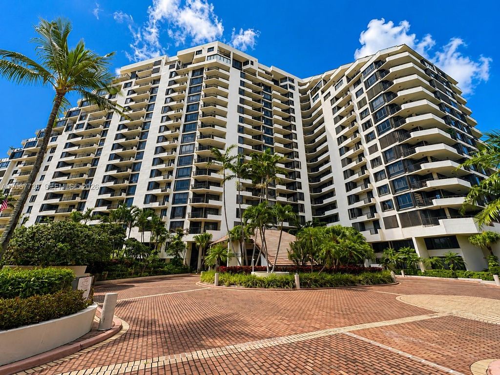 520 Brickell Key Drive A1710, Miami, FL 33131