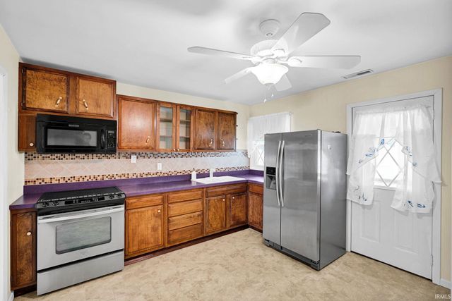 5116 Warren Drive, Evansville, IN 47710