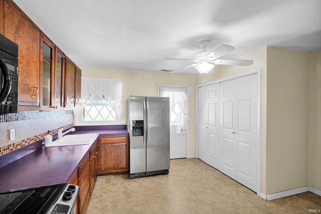 5116 Warren Drive, Evansville, IN 47710