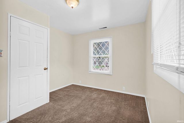 5116 Warren Drive, Evansville, IN 47710