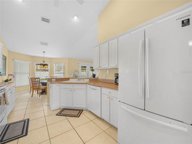 2437 COLONEL FORD DRIVE, Lakeland, FL 33813