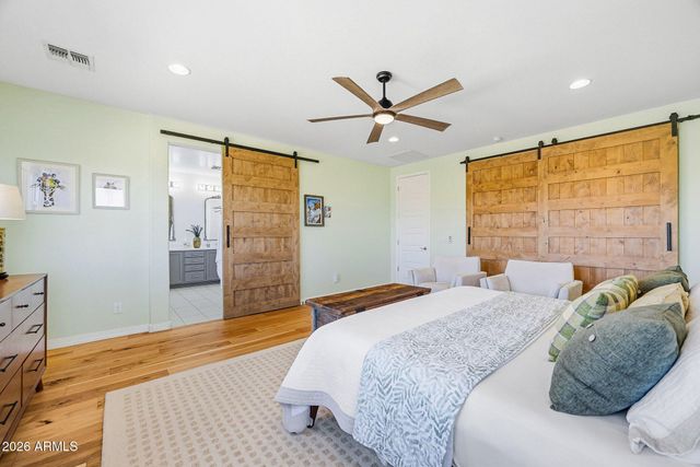 5819 S WILSON Way, Gilbert, AZ 85298