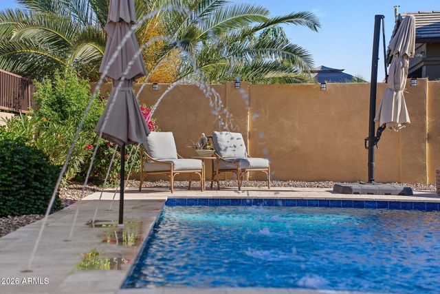 5819 S WILSON Way, Gilbert, AZ 85298