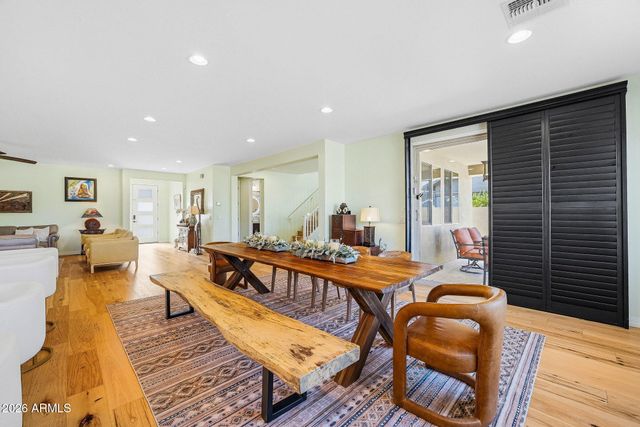 5819 S WILSON Way, Gilbert, AZ 85298