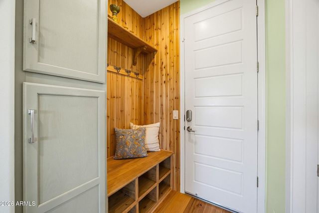 5819 S WILSON Way, Gilbert, AZ 85298