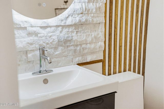 5819 S WILSON Way, Gilbert, AZ 85298