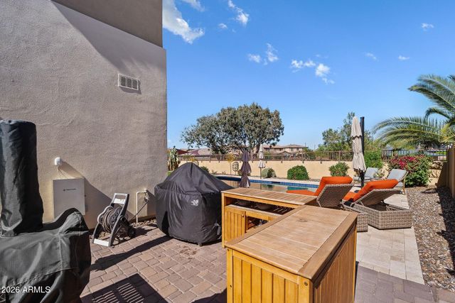 5819 S WILSON Way, Gilbert, AZ 85298