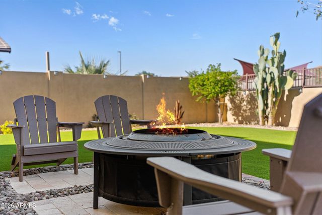 5819 S WILSON Way, Gilbert, AZ 85298