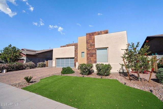 5819 S WILSON Way, Gilbert, AZ 85298