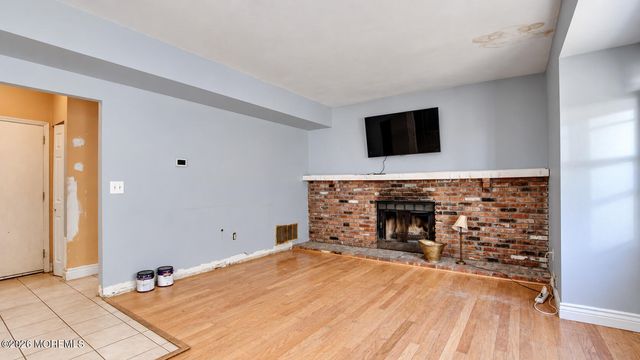 40 Newport Drive, Manalapan, NJ 07726