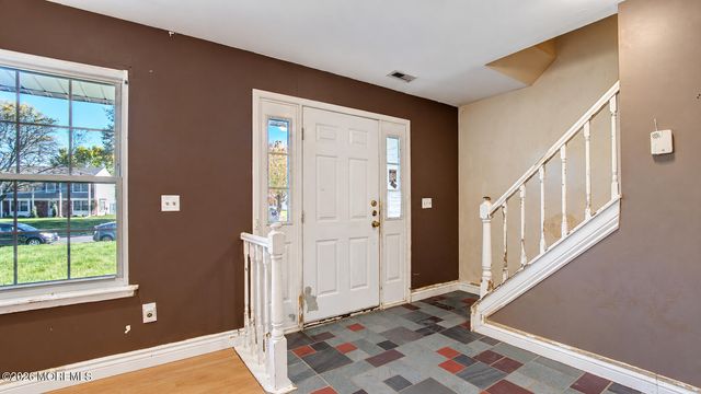 40 Newport Drive, Manalapan, NJ 07726