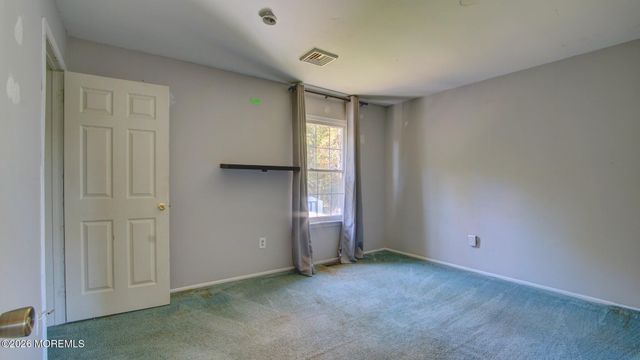 40 Newport Drive, Manalapan, NJ 07726