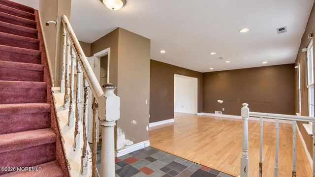 40 Newport Drive, Manalapan, NJ 07726