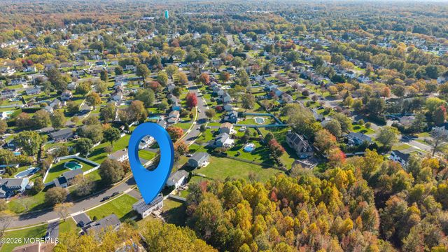 40 Newport Drive, Manalapan, NJ 07726