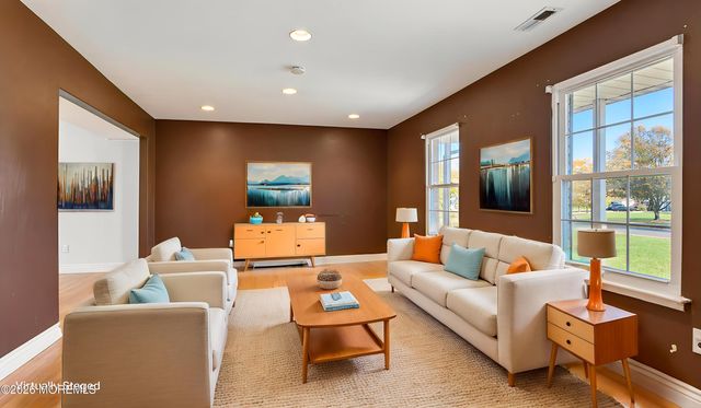 40 Newport Drive, Manalapan, NJ 07726
