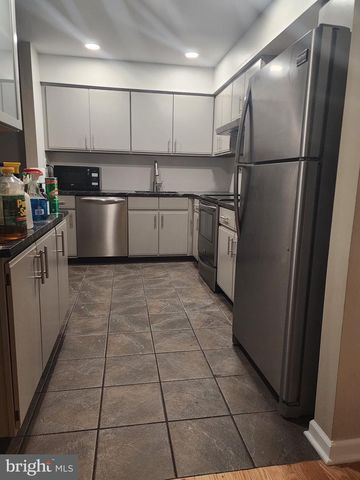 236 GOSHEN RD, Schwenksville, PA 19473