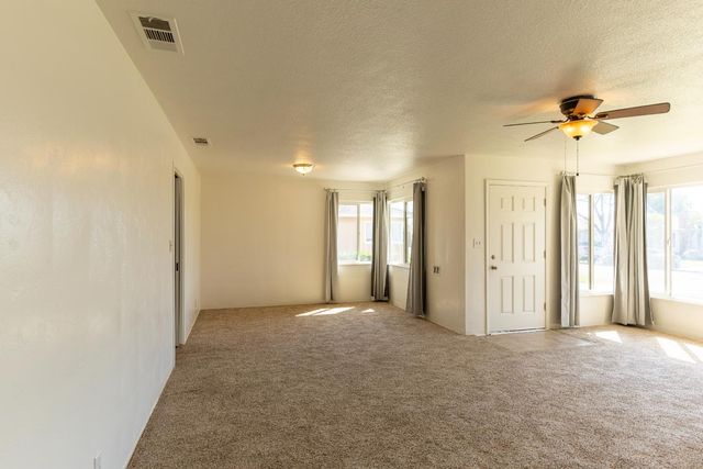 3605 E Cortland Avenue, Fresno, CA 93726