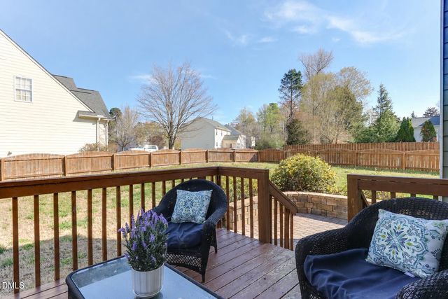 120 Carolina Town Lane, Holly Springs, NC 27540