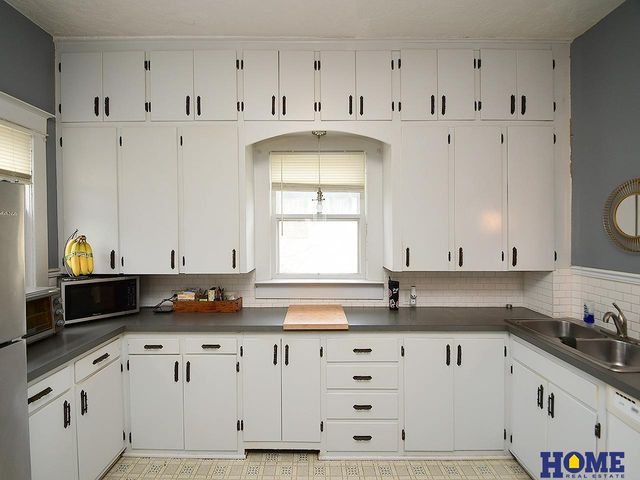 735 S 29th Street, Lincoln, NE 68510