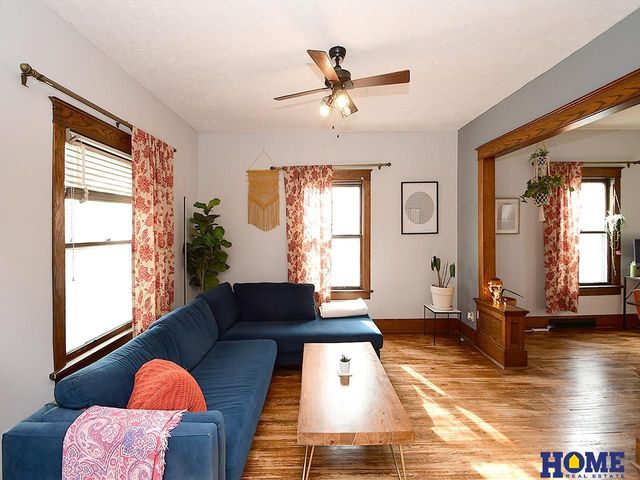 735 S 29th Street, Lincoln, NE 68510