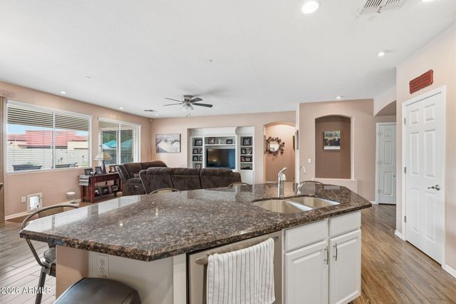 4032 N 149TH Avenue, Goodyear, AZ 85395