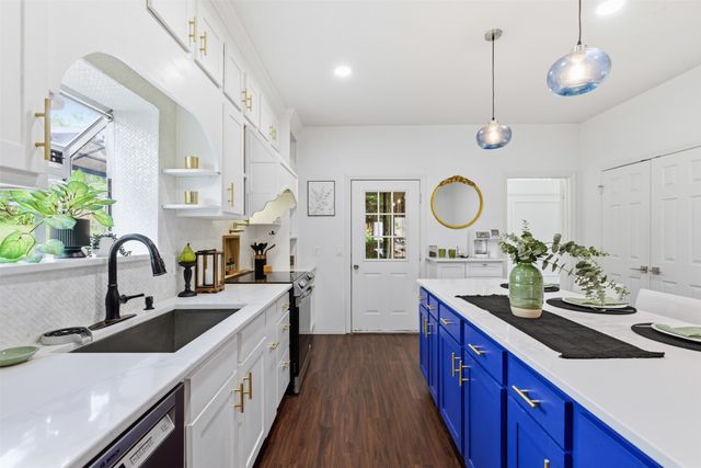 1913 W Arbor Rose Drive, Grand Prairie, TX 75050