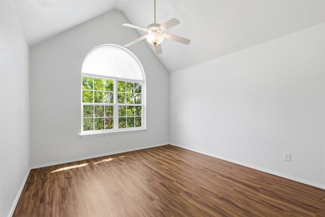 1913 W Arbor Rose Drive, Grand Prairie, TX 75050