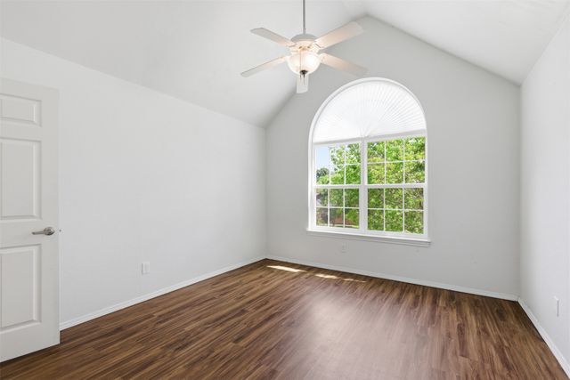 1913 W Arbor Rose Drive, Grand Prairie, TX 75050