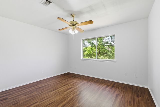 1913 W Arbor Rose Drive, Grand Prairie, TX 75050