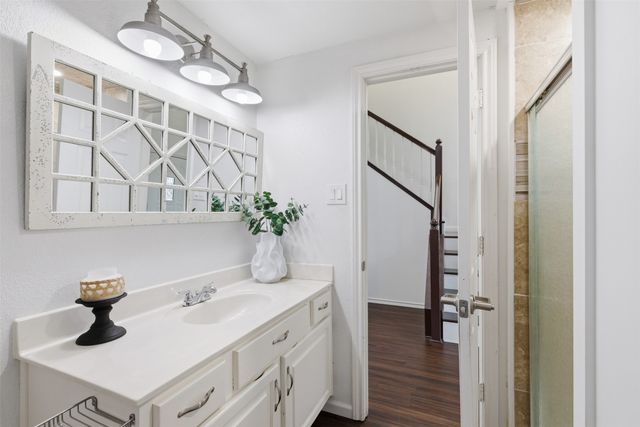 1913 W Arbor Rose Drive, Grand Prairie, TX 75050