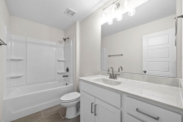 333 Tisha Ct, Clarksville, TN 37042