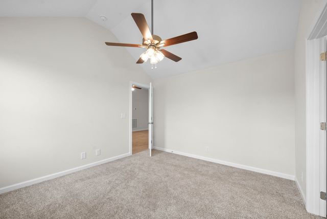 333 Tisha Ct, Clarksville, TN 37042