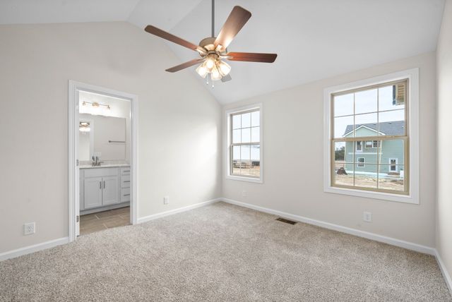 333 Tisha Ct, Clarksville, TN 37042