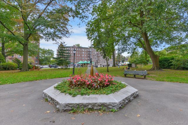 83-75 Woodhaven Boulevard 1C, Woodhaven, NY 11421