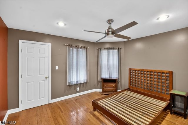 962 W 6Th St, Plainfield City, NJ 07063