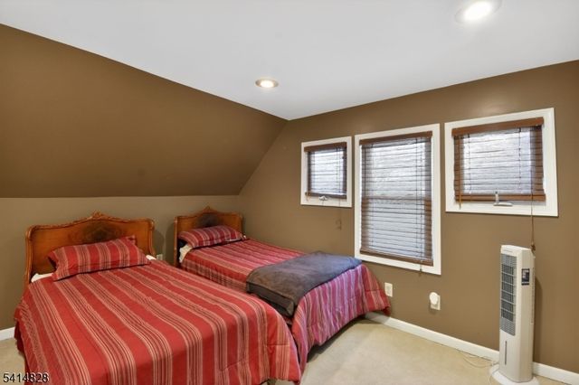 962 W 6Th St, Plainfield City, NJ 07063