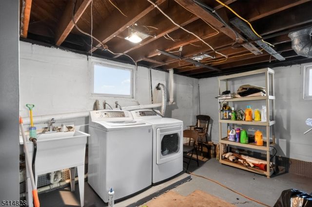 962 W 6Th St, Plainfield City, NJ 07063