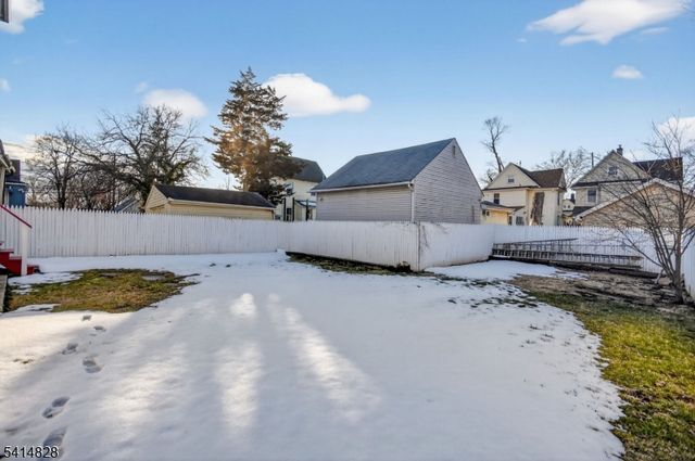 962 W 6Th St, Plainfield City, NJ 07063