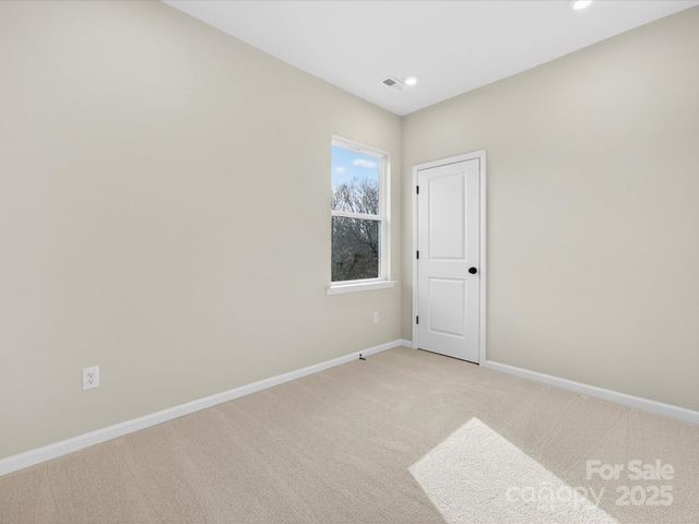 1343 Sandstar Lane, Charlotte, NC 28226