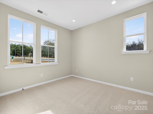 1343 Sandstar Lane, Charlotte, NC 28226