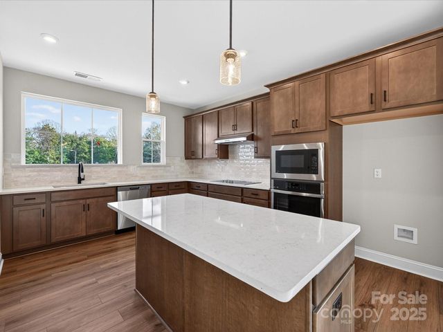 1343 Sandstar Lane, Charlotte, NC 28226