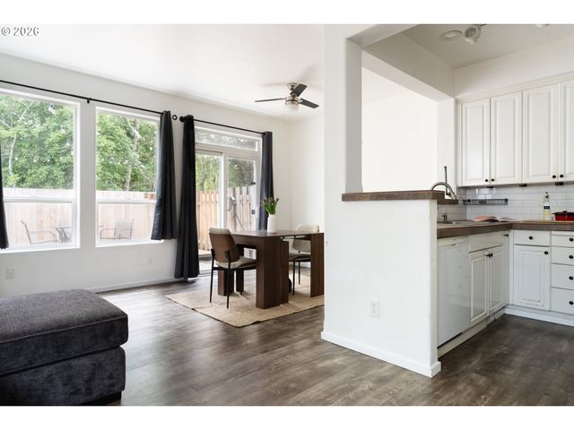 4083 Sw 182ND Pl, Beaverton, OR 97078