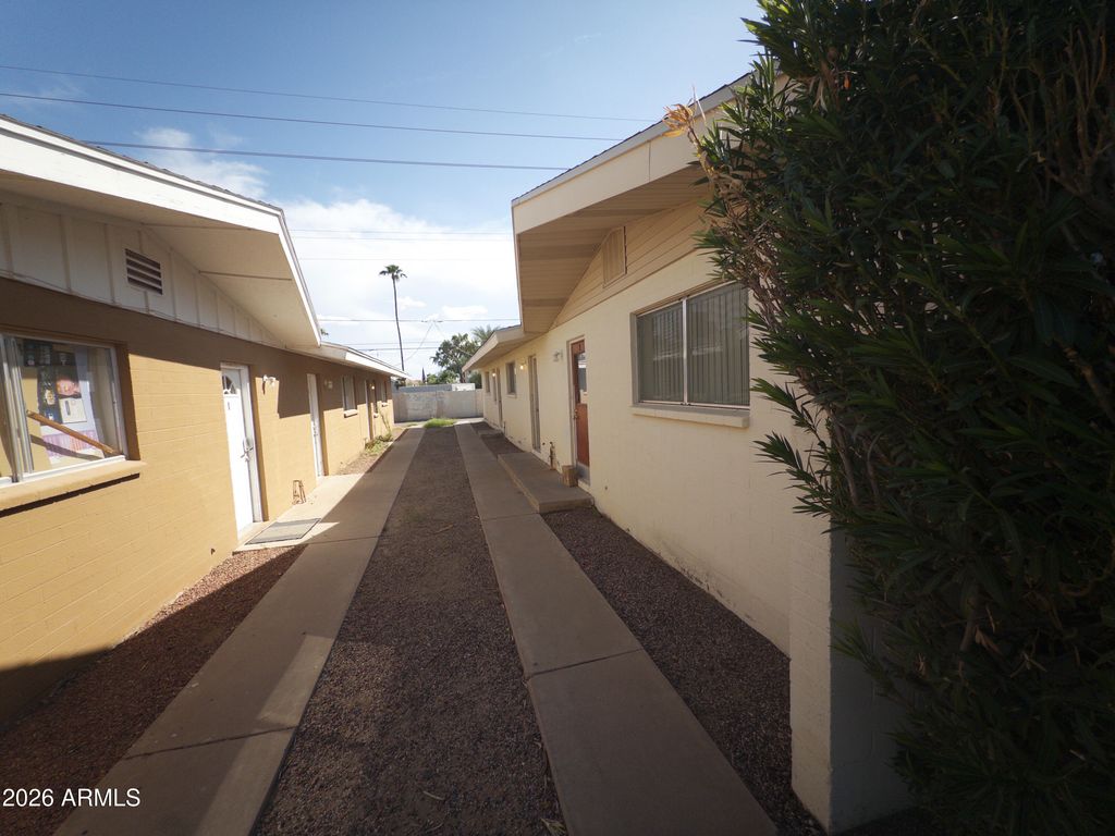 8439 E CORONADO Road, Scottsdale, AZ 85257 — photo 2