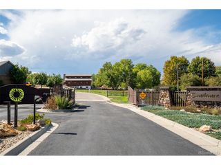 8855 W Bear Creek Dr, Lakewood, CO 80227