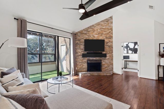 5200 Weslayan Street A201, Houston, TX 77005