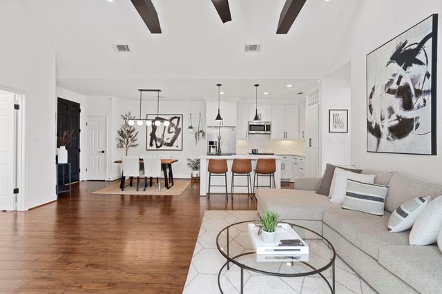 5200 Weslayan Street A201, Houston, TX 77005