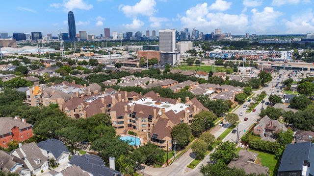 5200 Weslayan Street A201, Houston, TX 77005