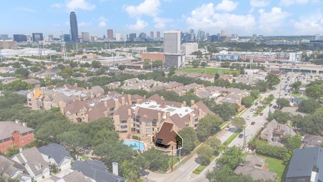 5200 Weslayan Street A201, Houston, TX 77005