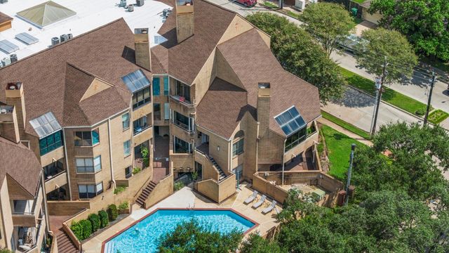 5200 Weslayan Street A201, Houston, TX 77005